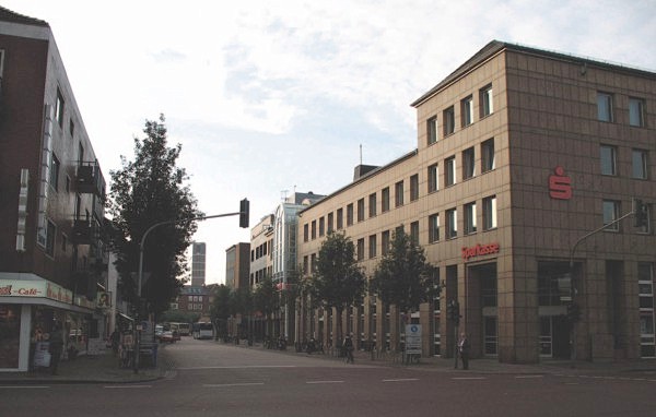 Das Foto zeigt die Zehnthofstraße heute.